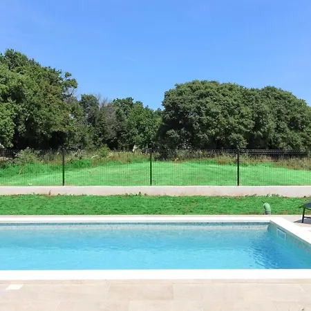 Mit Privatpool Fuer 7 Personen Ca 130 Qm In Sisan, Istrien Suedkueste Von Istrien Holiday home *
